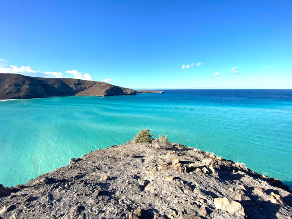 7 Razones por las que la Laguna de Bacalar es el Paraíso Escondido que Debes Visitar Ya